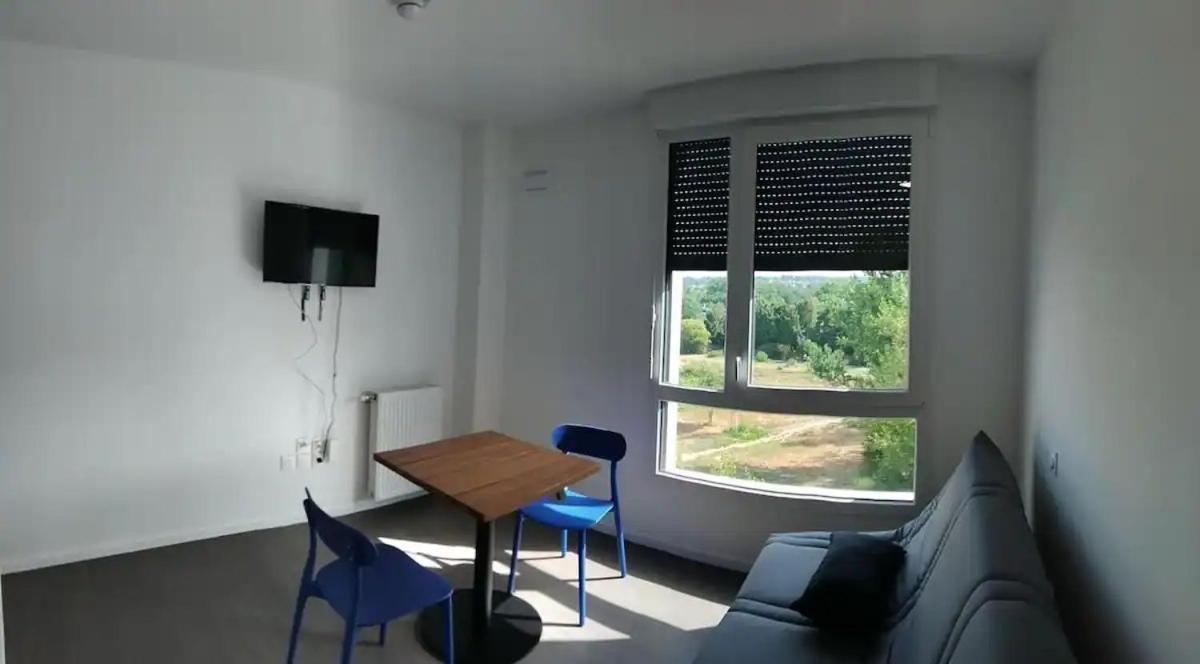 A4-13 Studio Cosy Тулуза Экстерьер фото